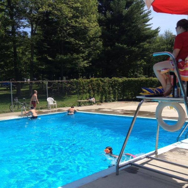 Camping Des Voltigeurs