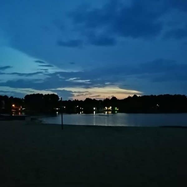 Camping Lac Des Cyprès